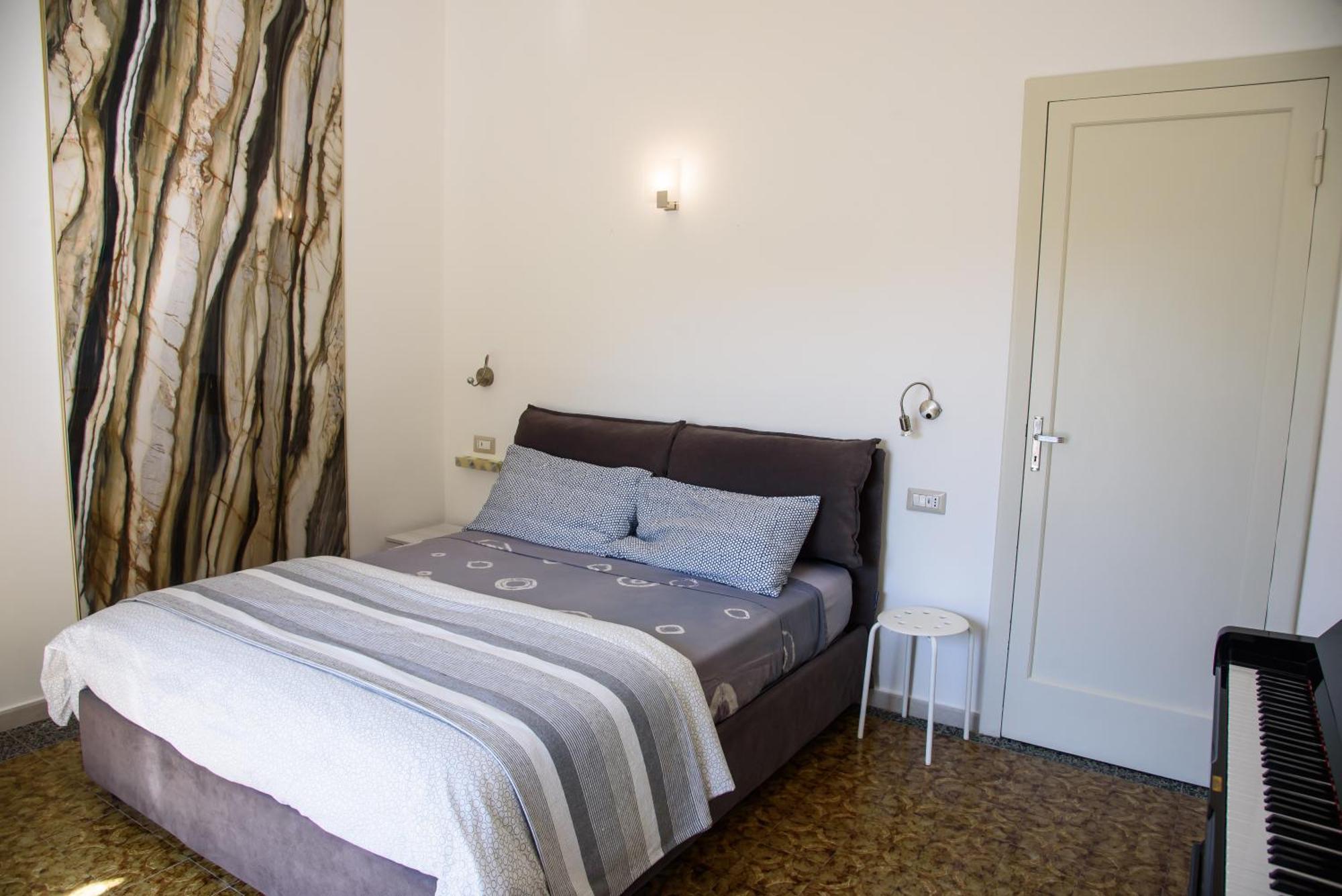 Il Giardino Di Tatiana Rooms & Breakfast La Maddalena Kültér fotó