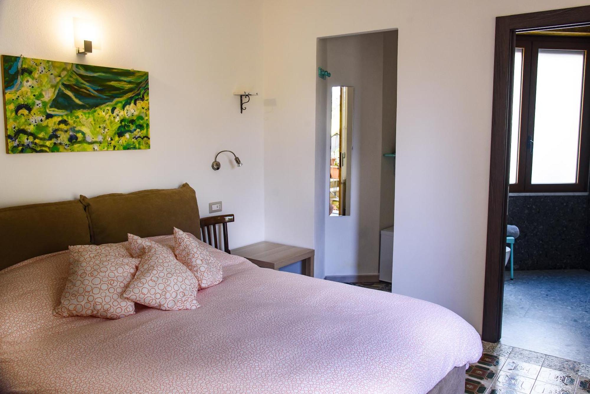 Il Giardino Di Tatiana Rooms & Breakfast La Maddalena Kültér fotó